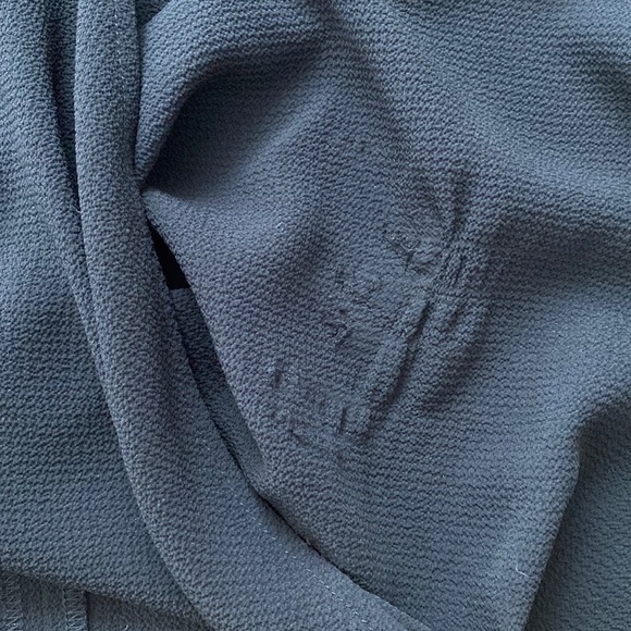 WAYF V neck blouse with choker wrap style long sleeves Size XS - Picture 16 of 17